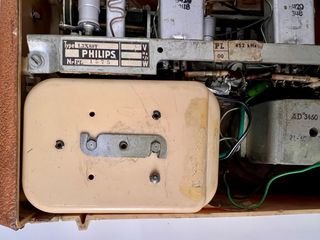 Radio Philips L.3X80T