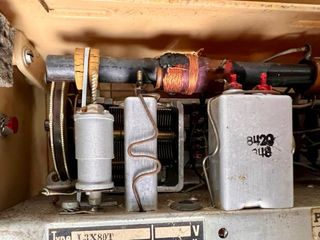 Radio Philips L.3X80T