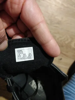 Zapatillas Vans Negras y Marrones