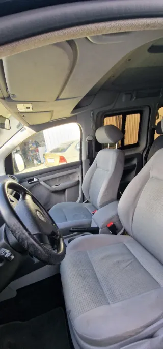 Volkswagen Caddy 2009