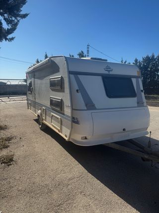 Caravana Hobby Excellent