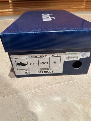 Zapatos de vestir Dustin negros