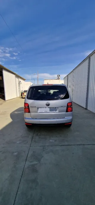 Volkswagen Touran 2009