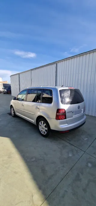Volkswagen Touran 2009