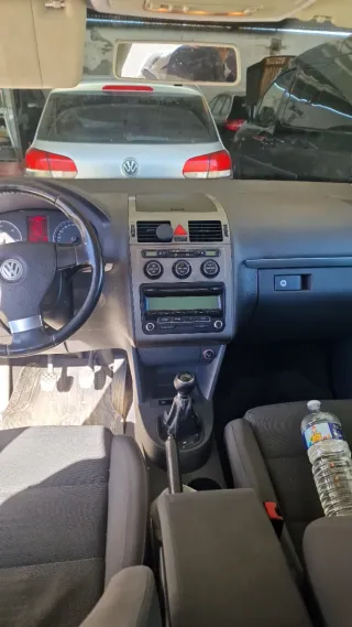 Volkswagen Touran 2009