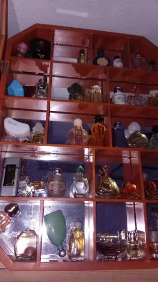 Collezione di Profumi in Miniatura