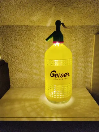 Sifón vintage Geiser con luz
