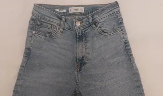 Pantalón cropped Mango Talla 36