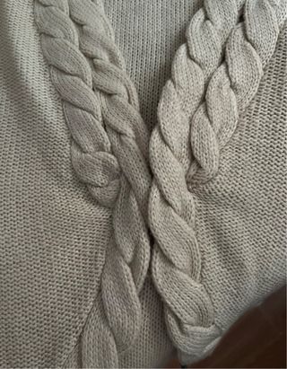 Jersey beige con cinturón