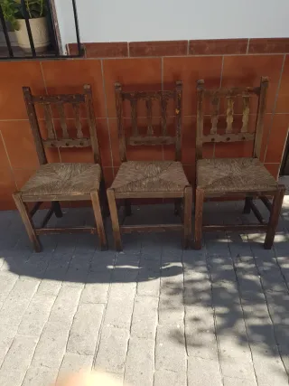 3 Sillas Castellanas Enea