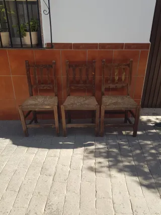 3 Sillas Castellanas Enea