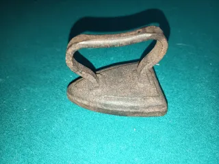 Planchas antiguas con soporte