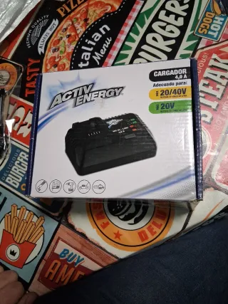 Cargador Activ Energy 20/40V Baterías herramientas