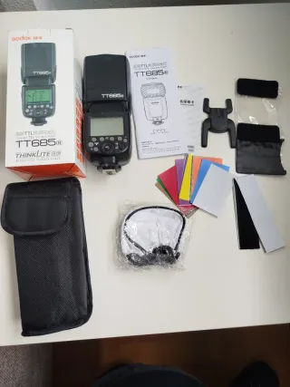 Flash Godox TT685N para Nikon