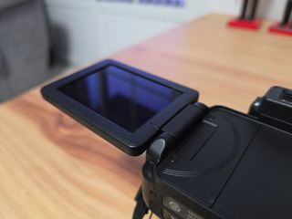 Cámara Nikon Coolpix B700 Negra