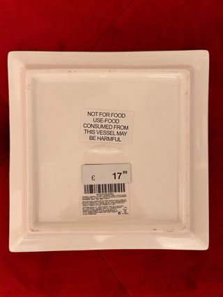 Svuotatasche quadrato decorato rosso