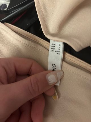 Vestido beige plisado talla M