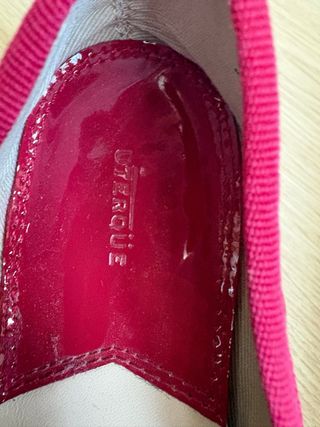 Bailarinas manoletinas UTERQÜE charol rojo