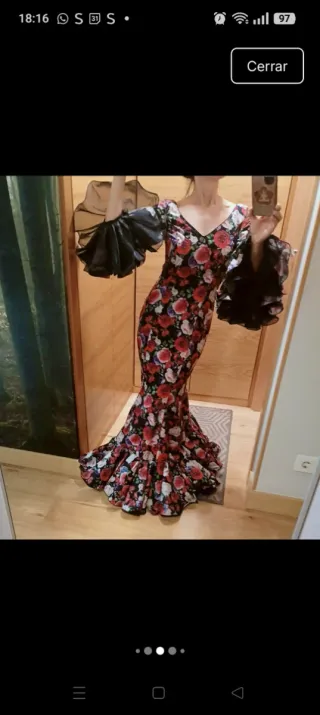 Vestido Flamenca Flores Negro y Rojo