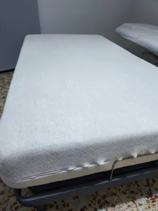 Cama eléctrica plegable