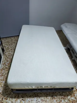 Cama eléctrica plegable