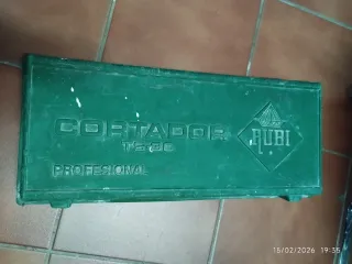 Cortador de azulejos RUBI