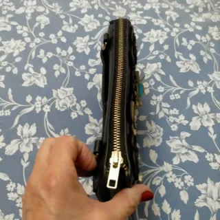 Bolso fiesta negro y dorado