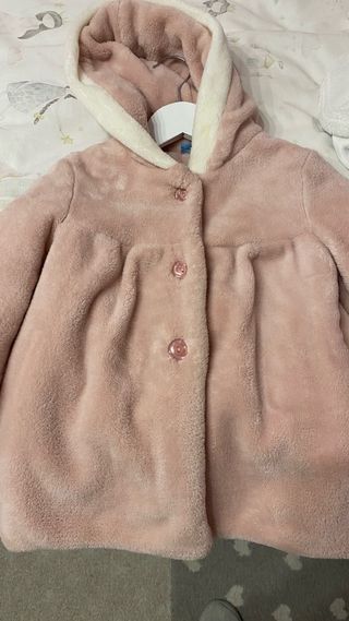 Abrigo niña rosa 3 botones talla 24 meses