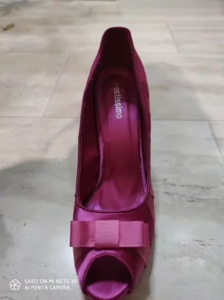 Zapatos de tacón rosa fiesta talla 40. Solo un uso