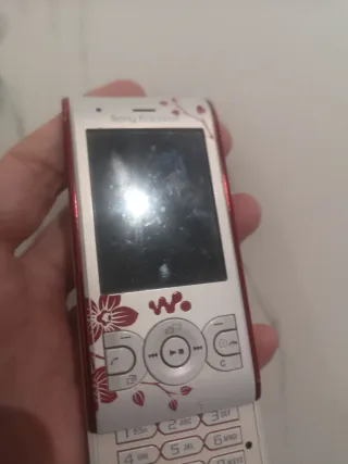 Sony Ericsson W595 Flower Edition