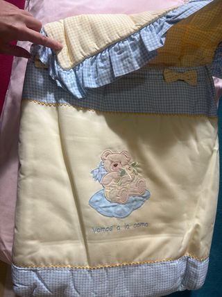 Saquito bebé + colchon funda bebe + mochila porteo