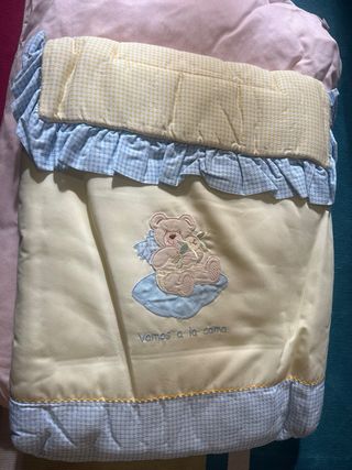 Saquito bebé + colchon funda bebe + mochila porteo