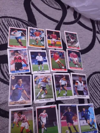 Cromos Eurocopa 96. 24 cromos sin repetidos