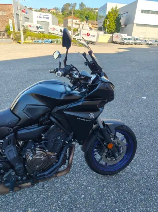 Yamaha Tracer 700 Negra