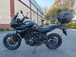 Yamaha Tracer 700 Negra