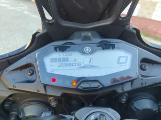 Yamaha Tracer 700 Negra