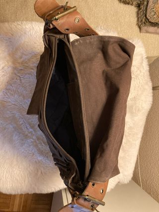 Bolso grande marrón de lona y cuero