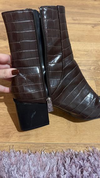 Botines Zara efecto piel cocodrilo