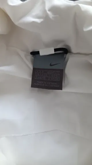 Casaco acolchoado Nike branco