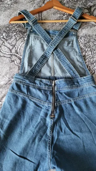 Mono de mezclilla azul