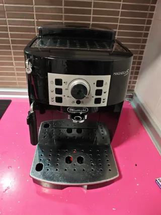 Cafetera DeLonghi Magnifica S
