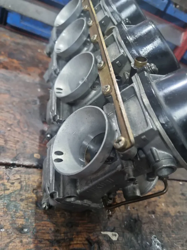 CARBURATORE MIKUNI KEIHIN. GGR.