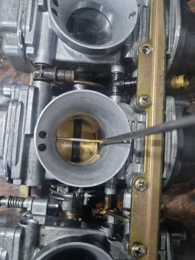 CARBURATORE MIKUNI KEIHIN. GGR.