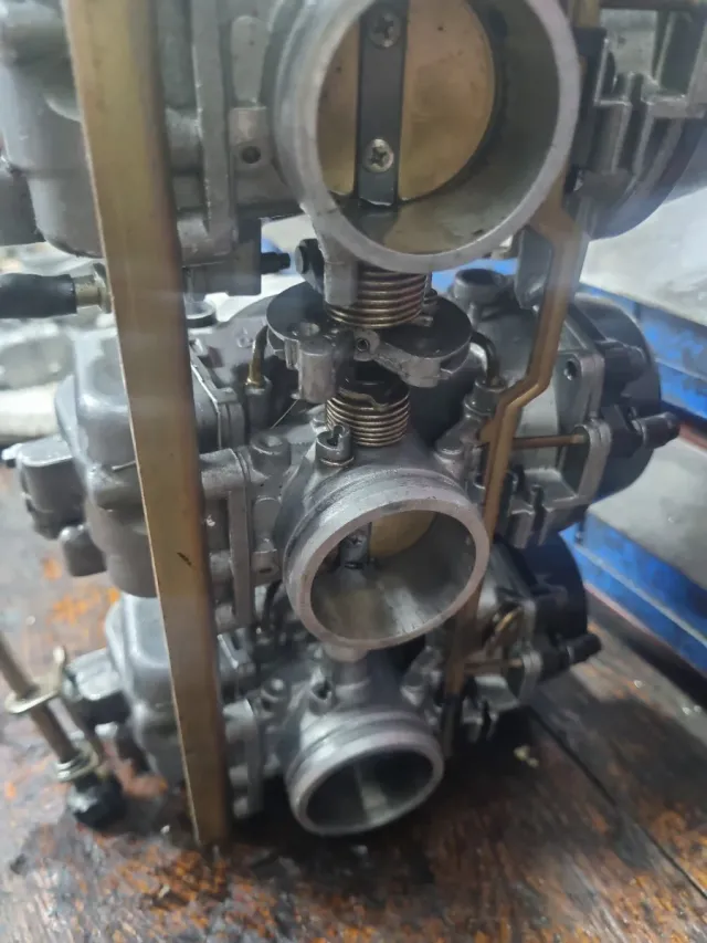 CARBURATORE MIKUNI KEIHIN. GGR.