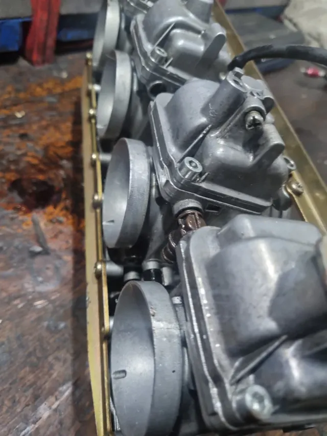 CARBURATORE MIKUNI KEIHIN. GGR.