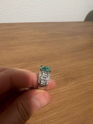 Conjunto Anillo y Pendientes color esmeralda
