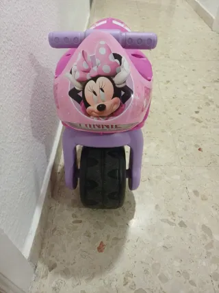Moto correpasillos Minnie Disney