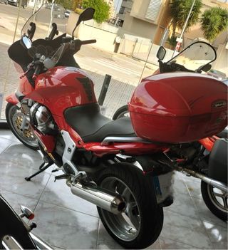 Moto Guzzi Norge 850 Roja