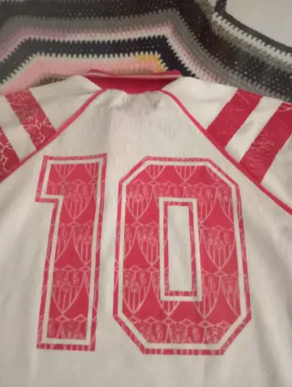 Camiseta Sevilla FC Front Runner Maradona