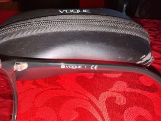 Occhiali da sole Vogue neri